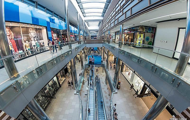 ¿Por qué debe considerar el uso de estructuras metálicas para su centro comercial?